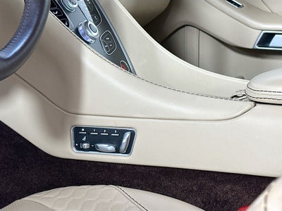 2017 Aston Martin Vanquish Base