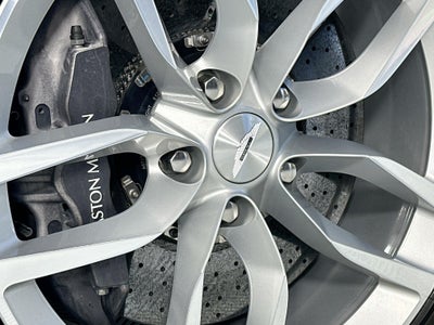 2017 Aston Martin Vanquish Base