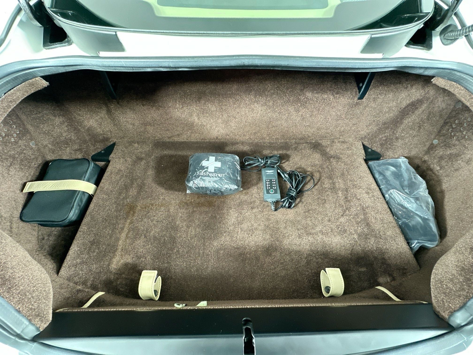 2017 Aston Martin Vanquish Base