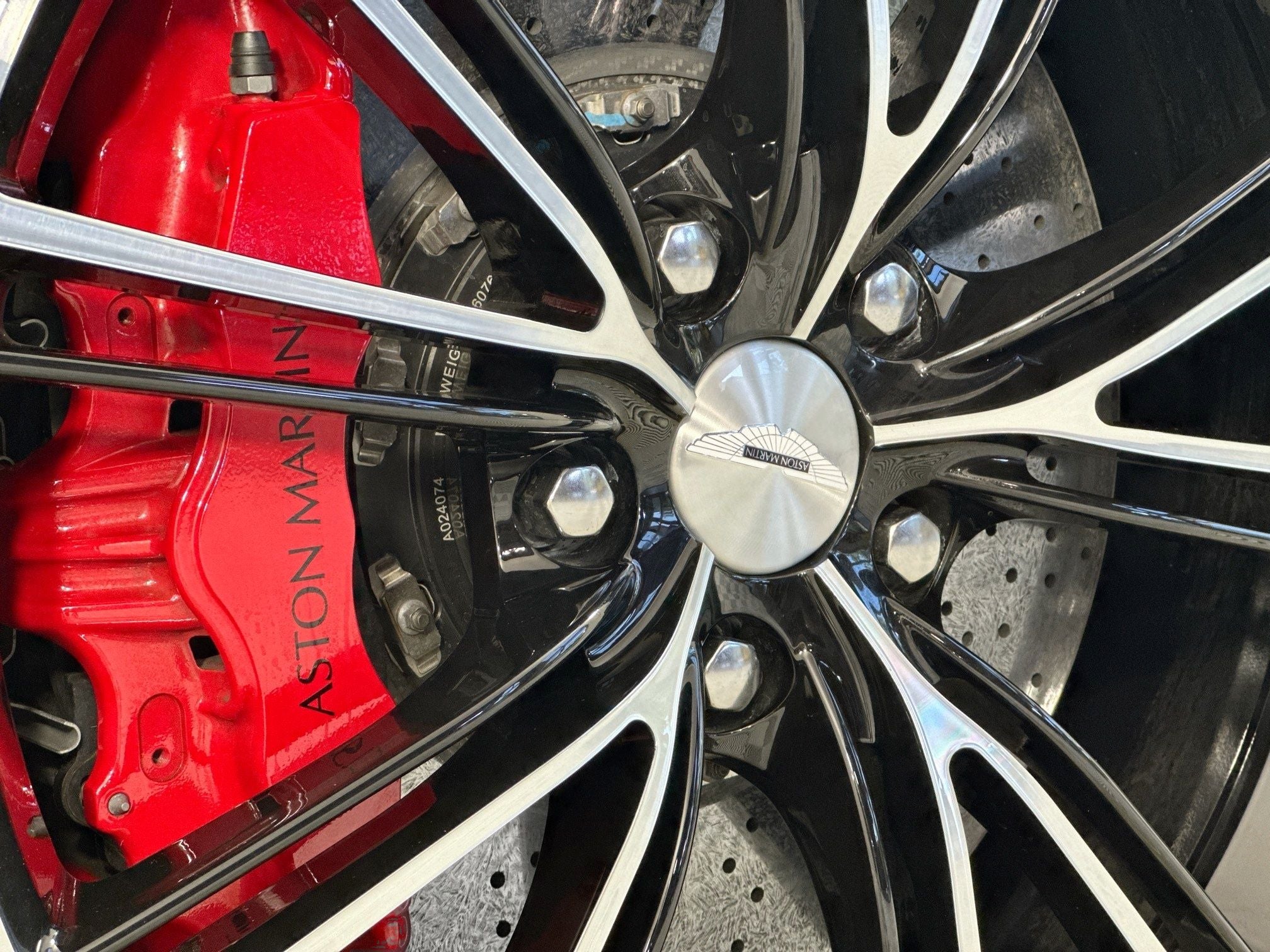 2016 Aston Martin Vanquish Base