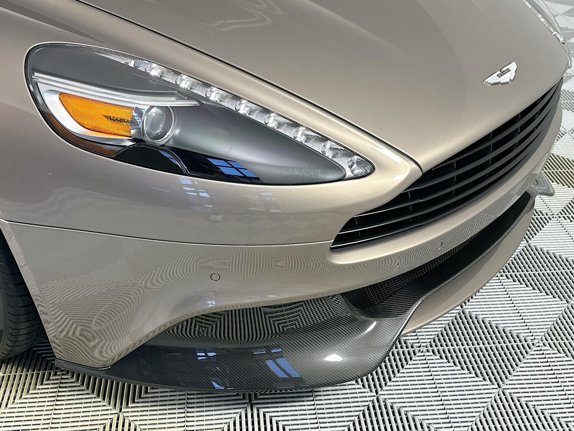 2016 Aston Martin Vanquish Base