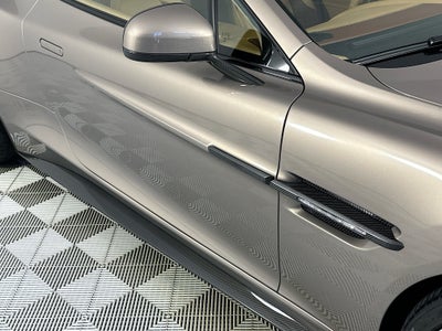 2016 Aston Martin Vanquish Base