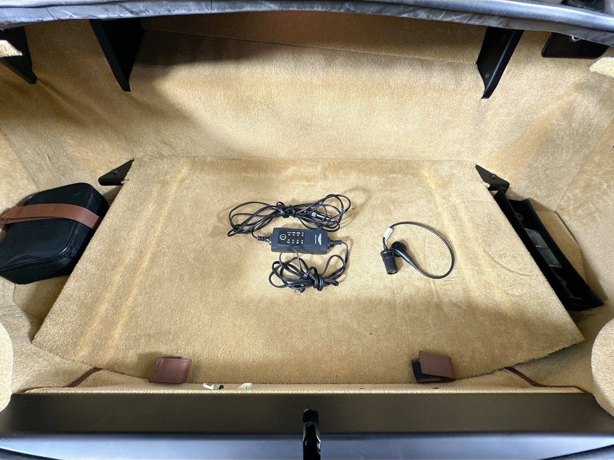 2016 Aston Martin Vanquish Base