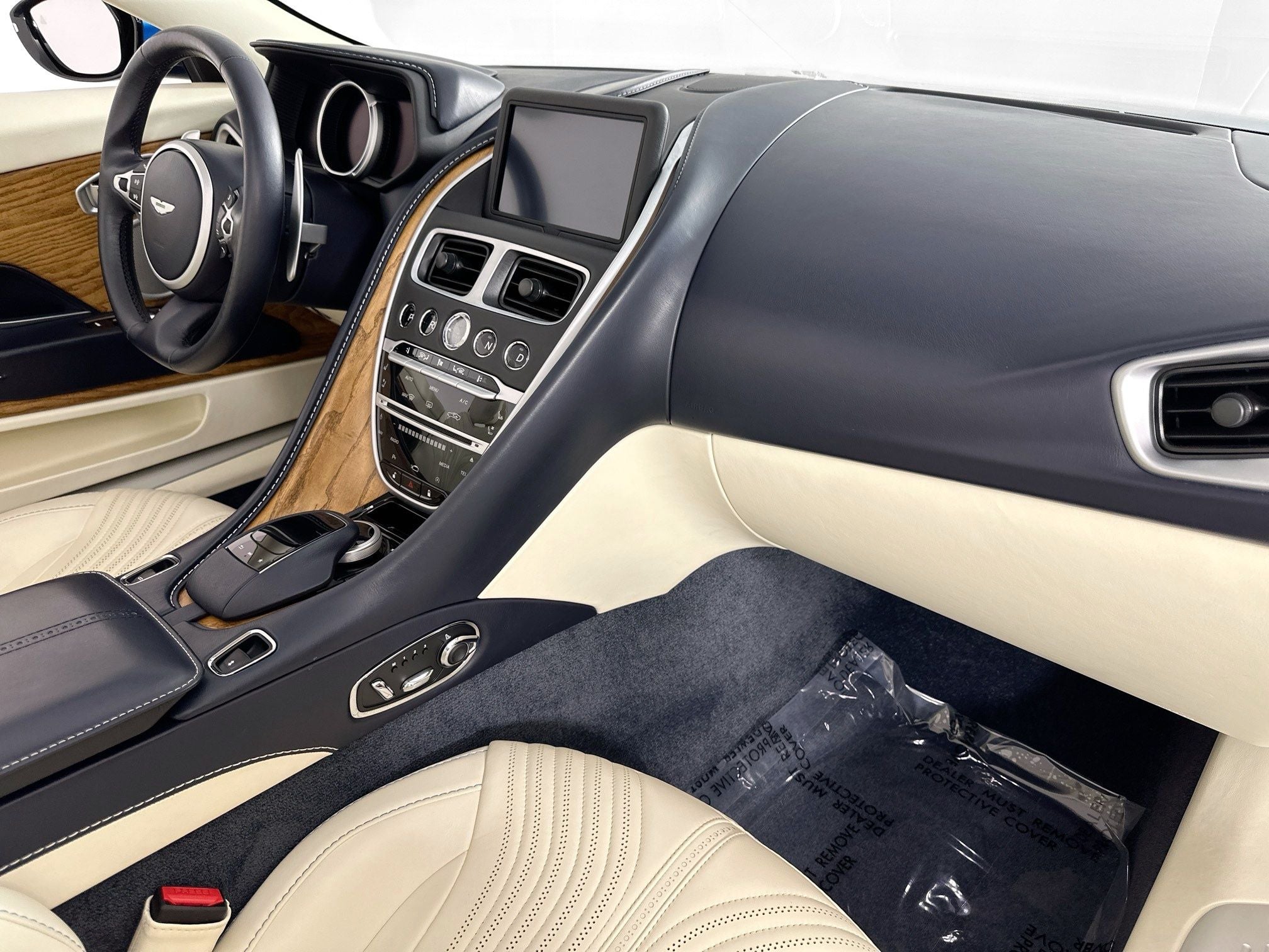 2019 Aston Martin DB11 Volante