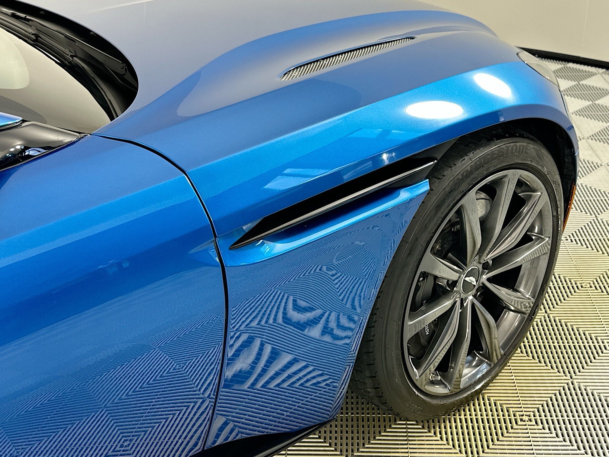 2019 Aston Martin DB11 Volante
