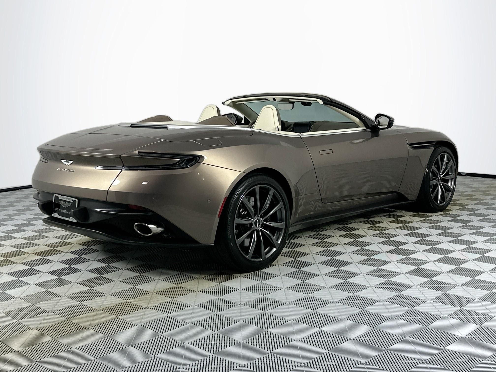 2019 Aston Martin DB11 Volante