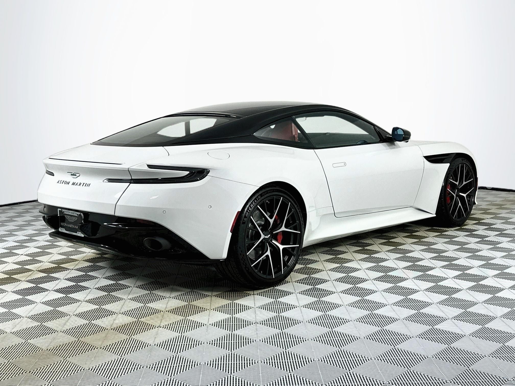 2024 Aston Martin DB12 Base