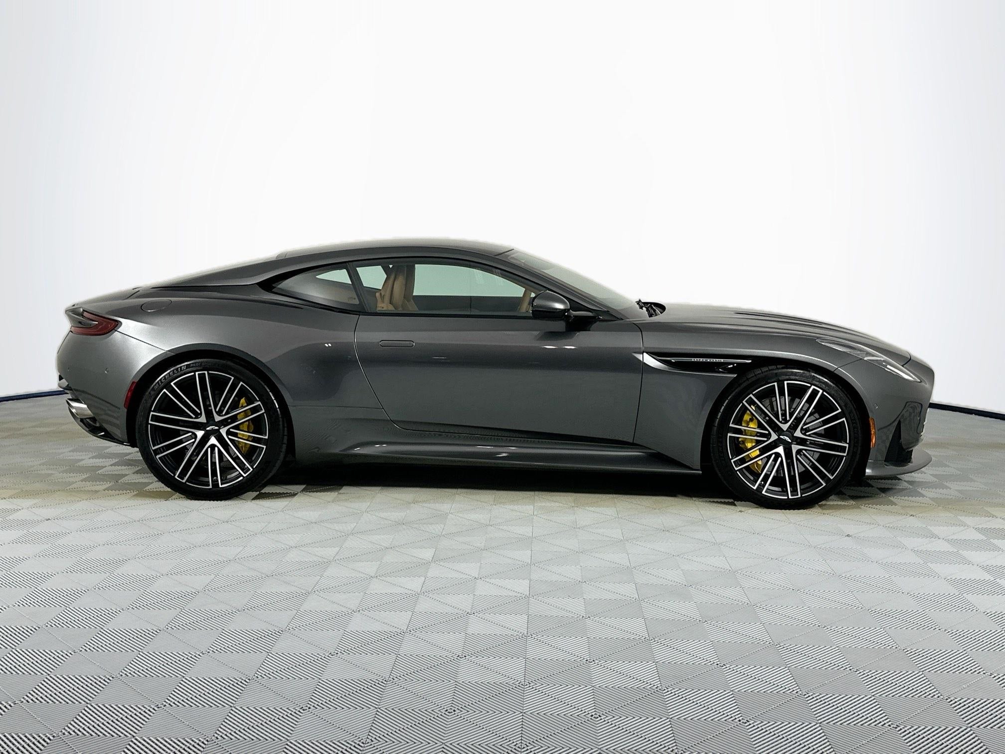 2024 Aston Martin DB12 Base
