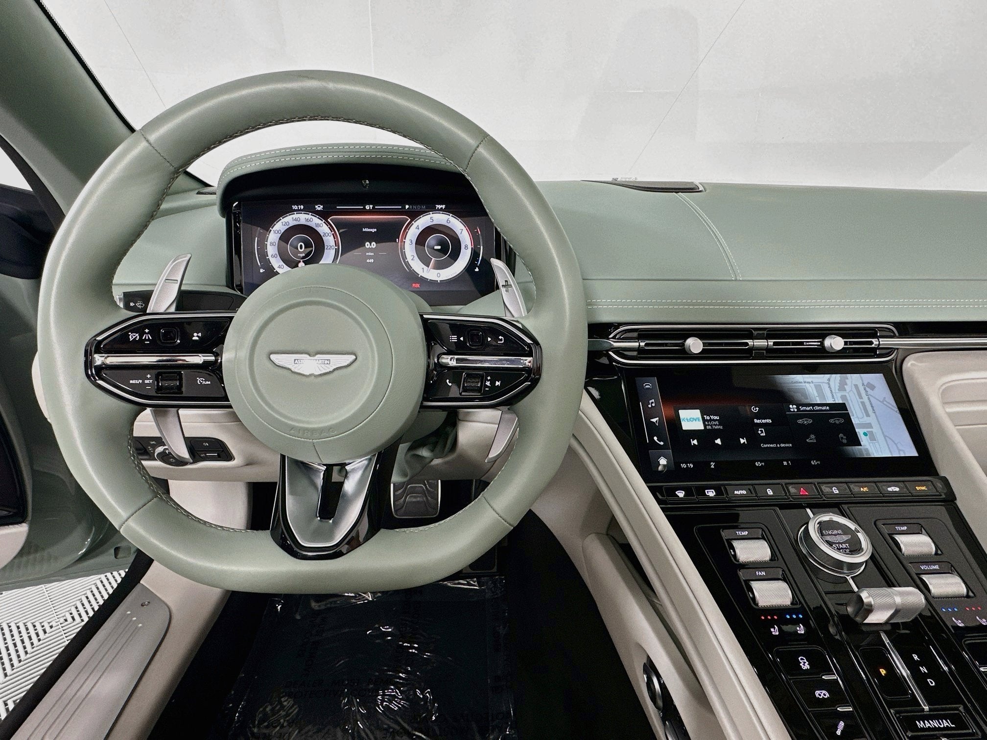 2026 Aston Martin DB12 Volante