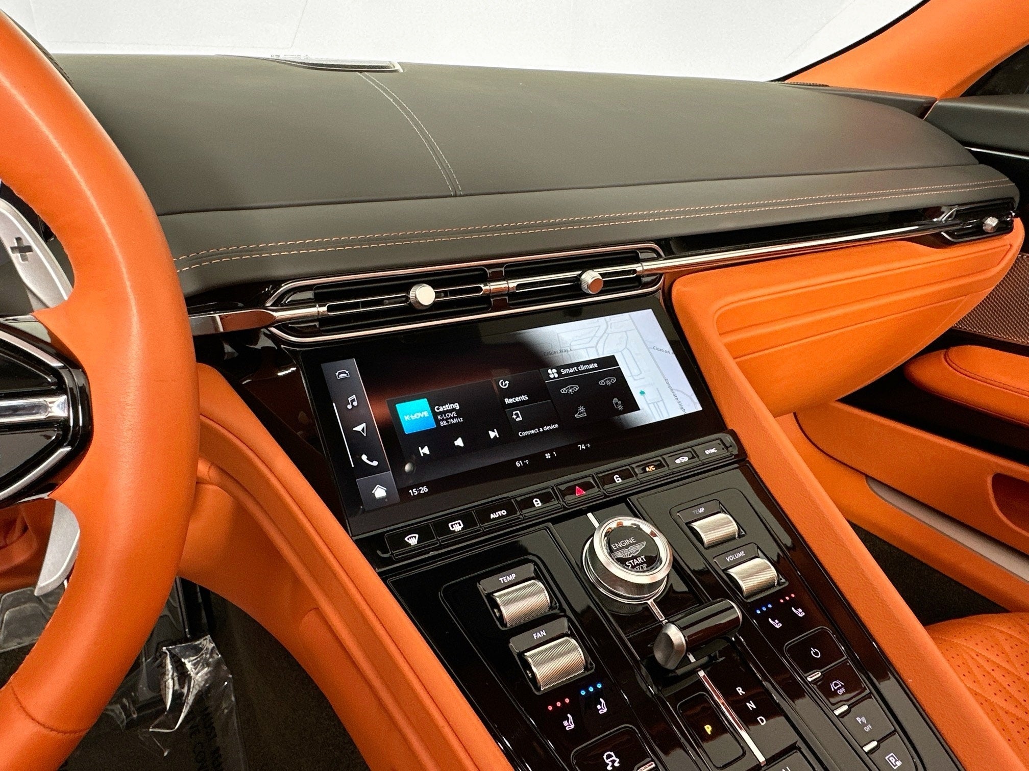 2024 Aston Martin DB12 Volante