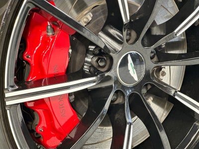 2021 Aston Martin Vantage Base