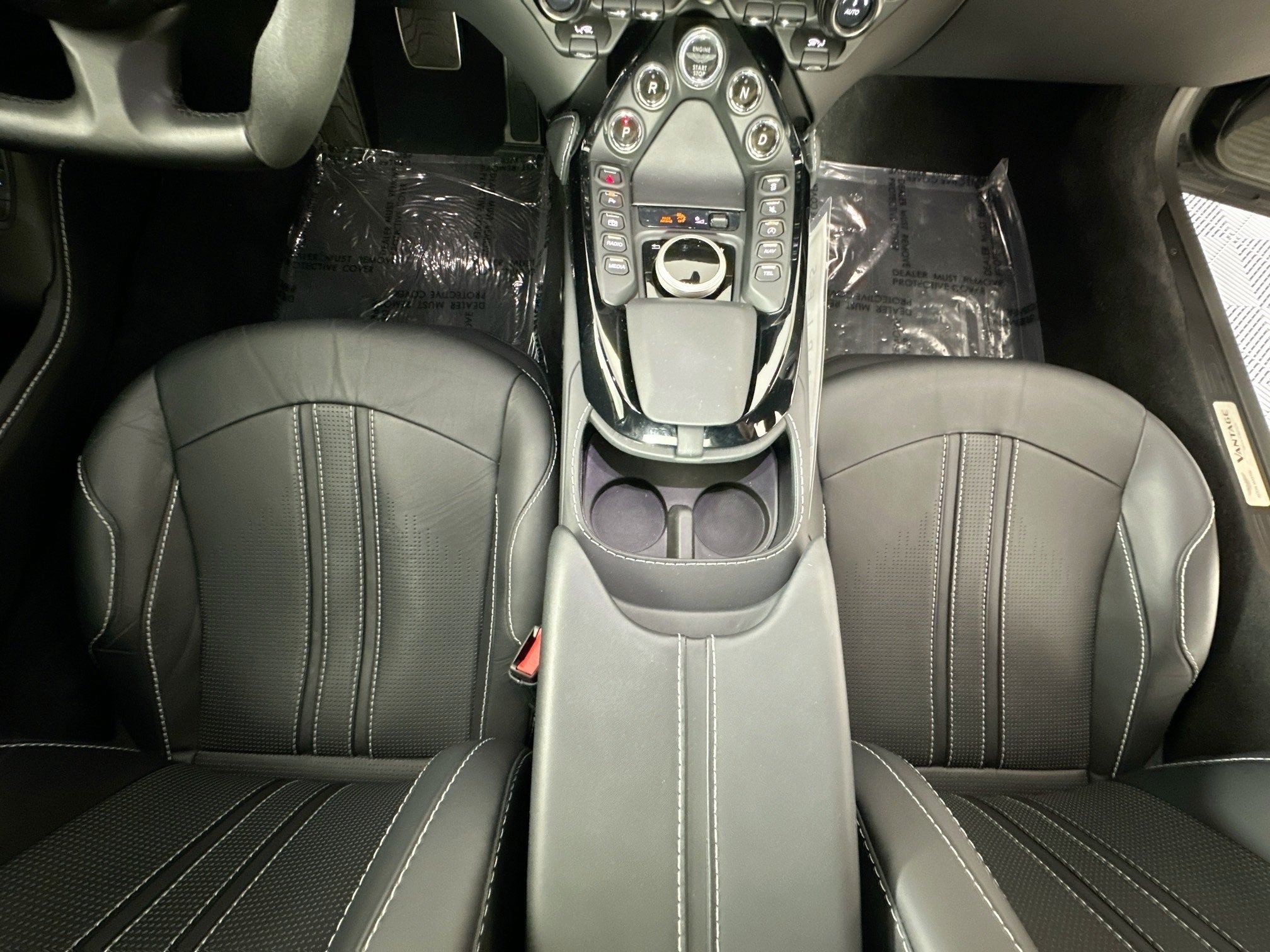 2023 Aston Martin Vantage Base