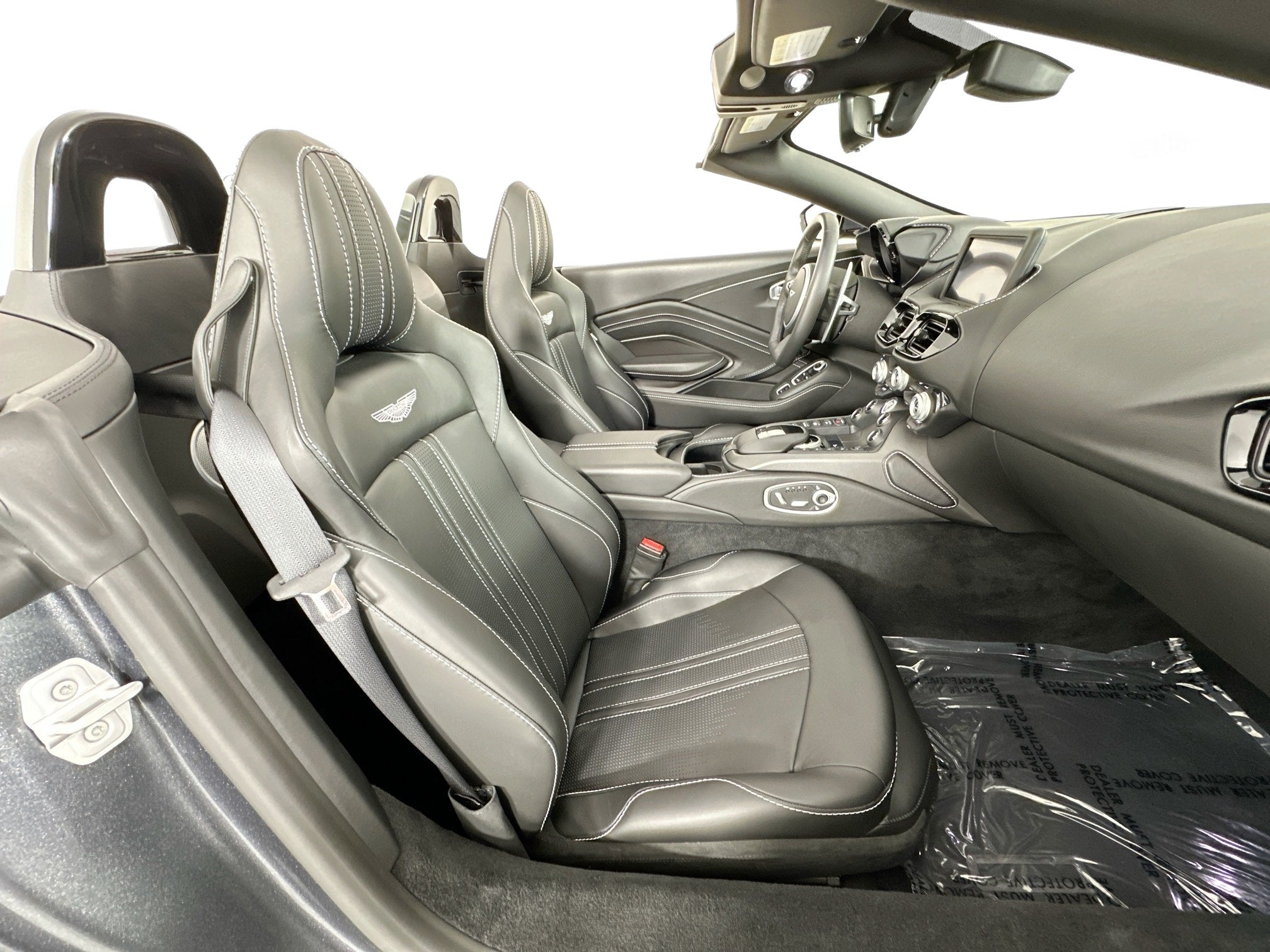 2021 Aston Martin Vantage Roadster