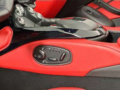 2021 Aston Martin Vantage Roadster