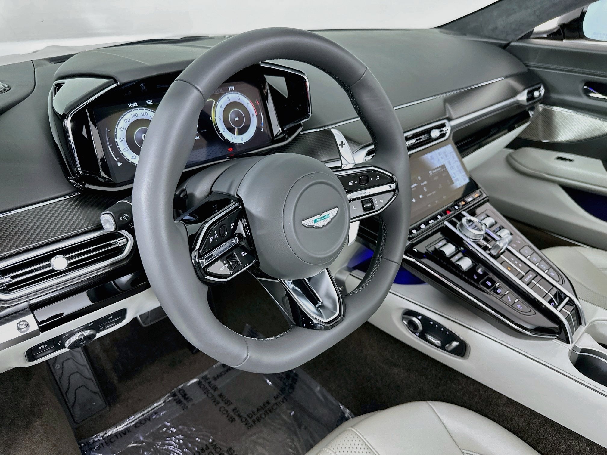 2026 Aston Martin Vantage Roadster