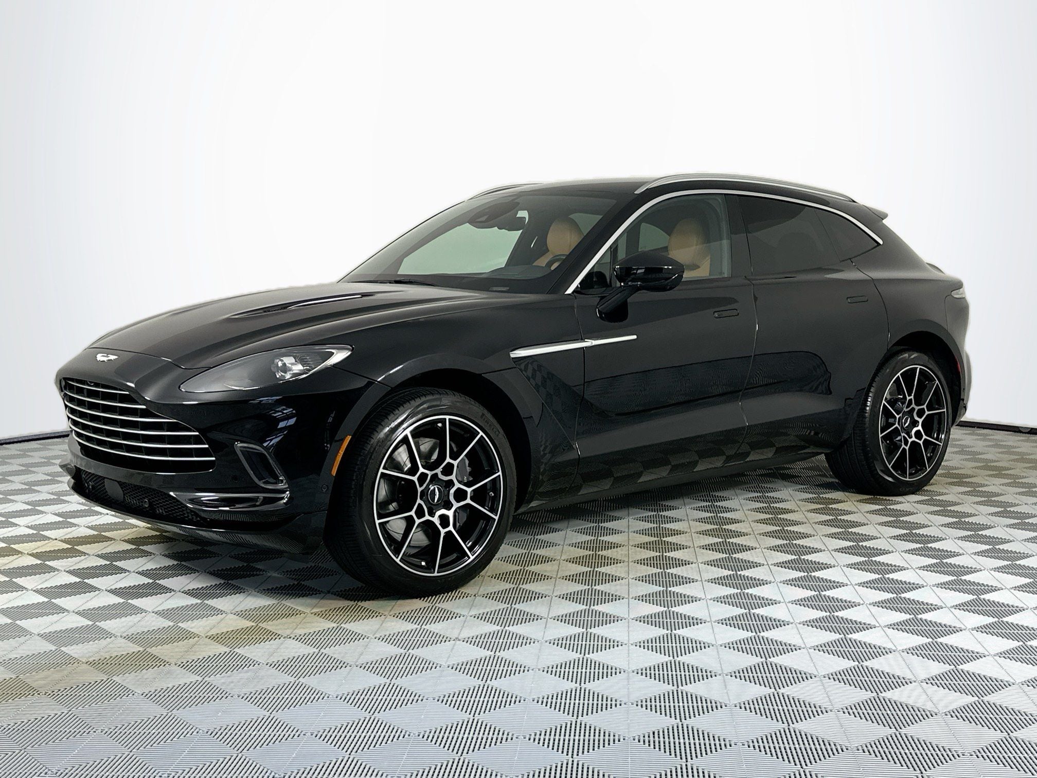 2022 Aston Martin DBX Base