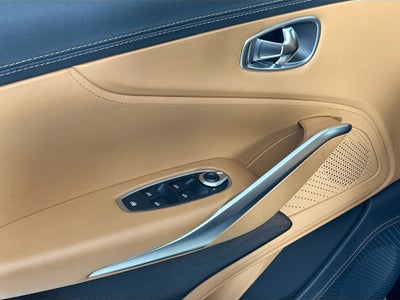 2022 Aston Martin DBX Base