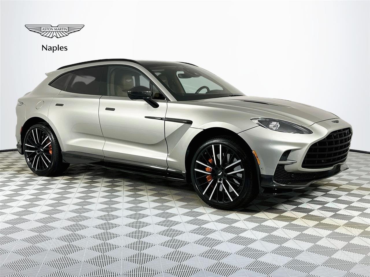 2023 Aston Martin DBX