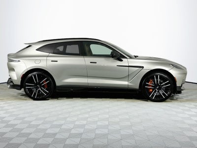 2023 Aston Martin DBX 707