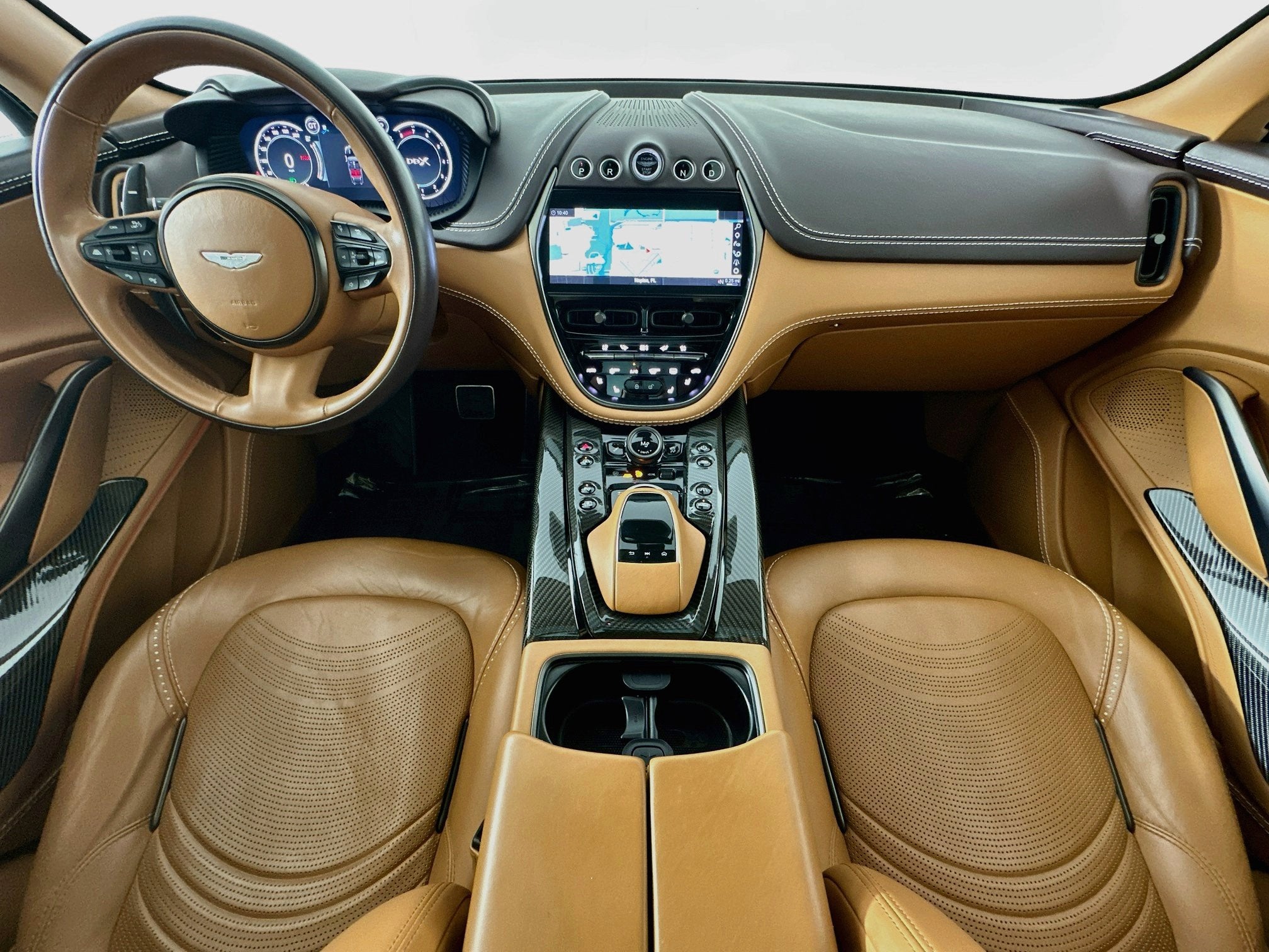 2023 Aston Martin DBX 707