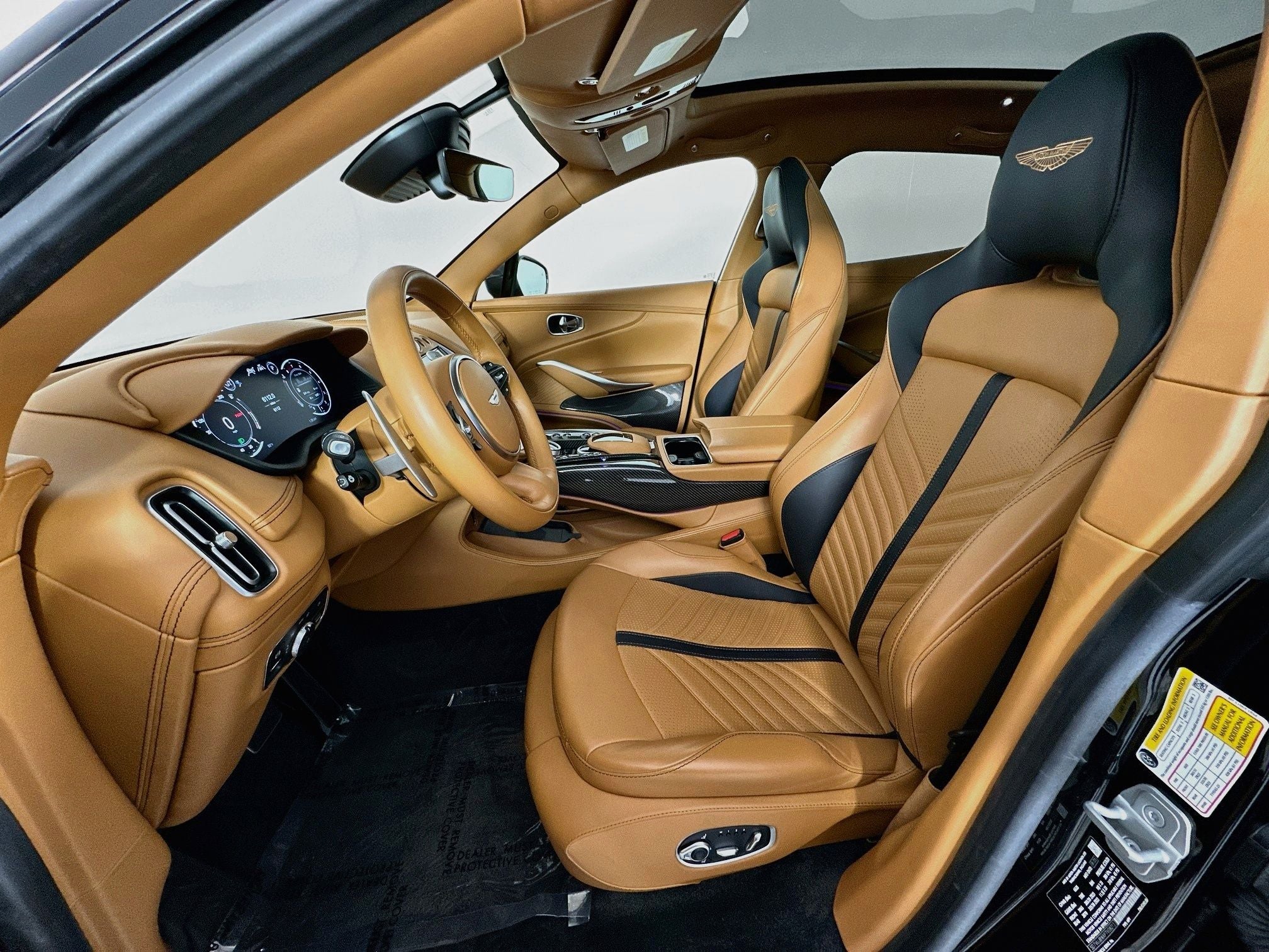 2023 Aston Martin DBX 707