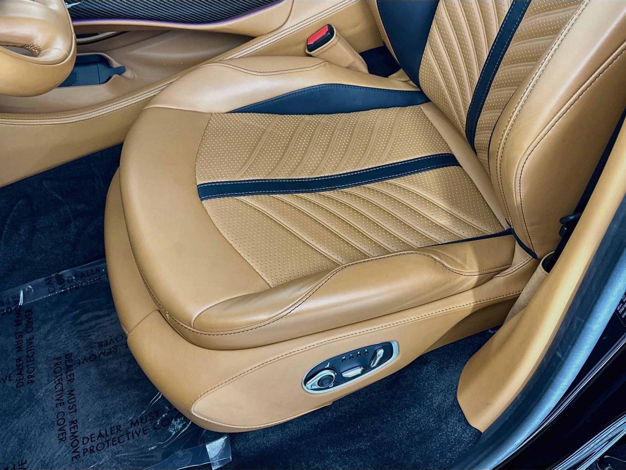 2023 Aston Martin DBX 707