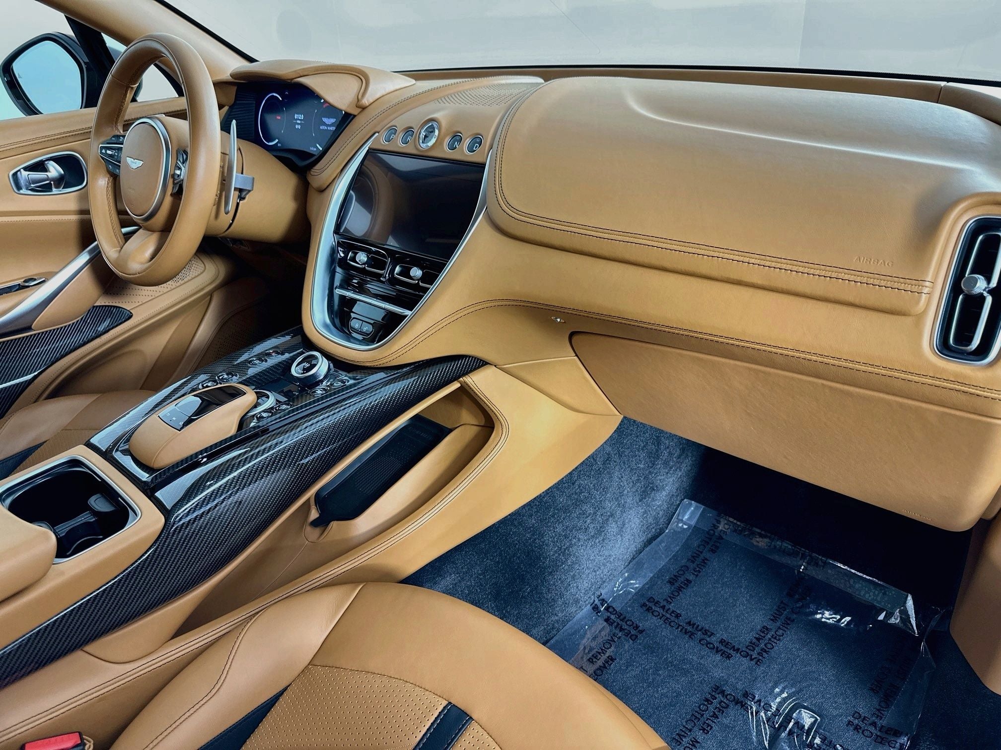 2023 Aston Martin DBX 707