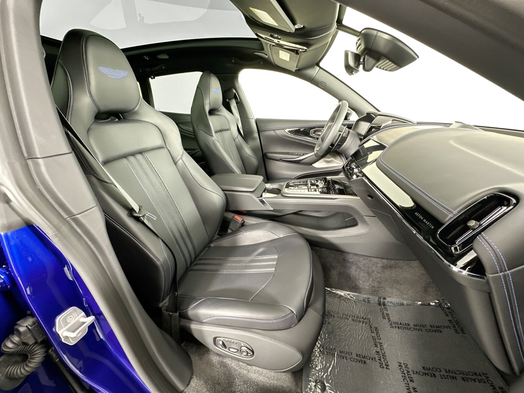 2025 Aston Martin DBX 707 Base