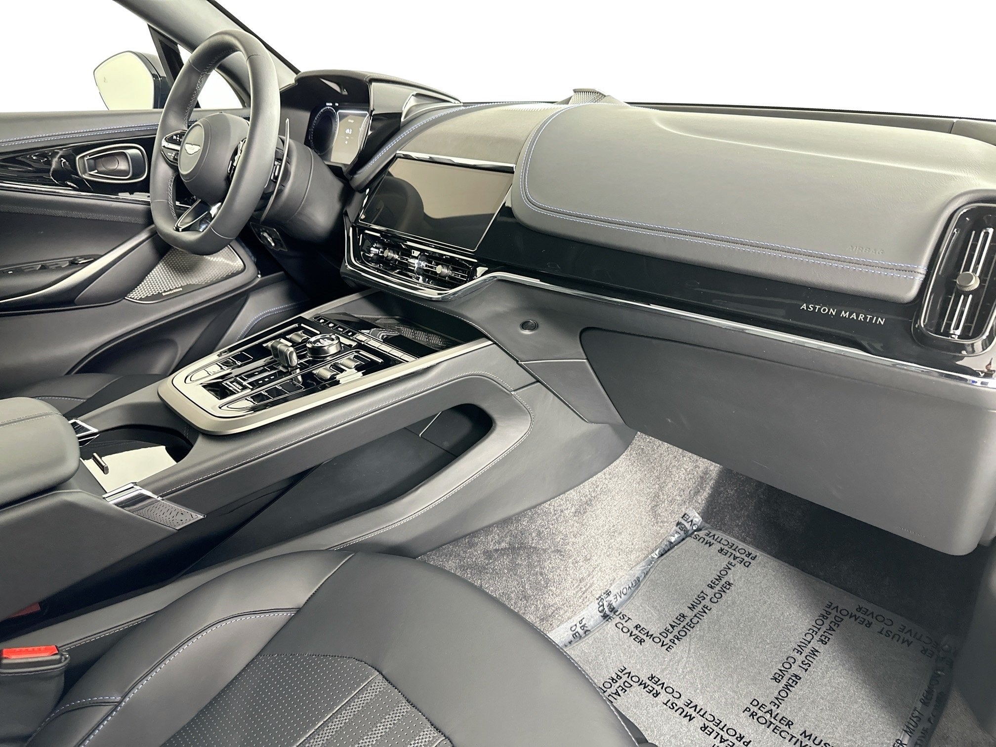 2025 Aston Martin DBX 707 Base