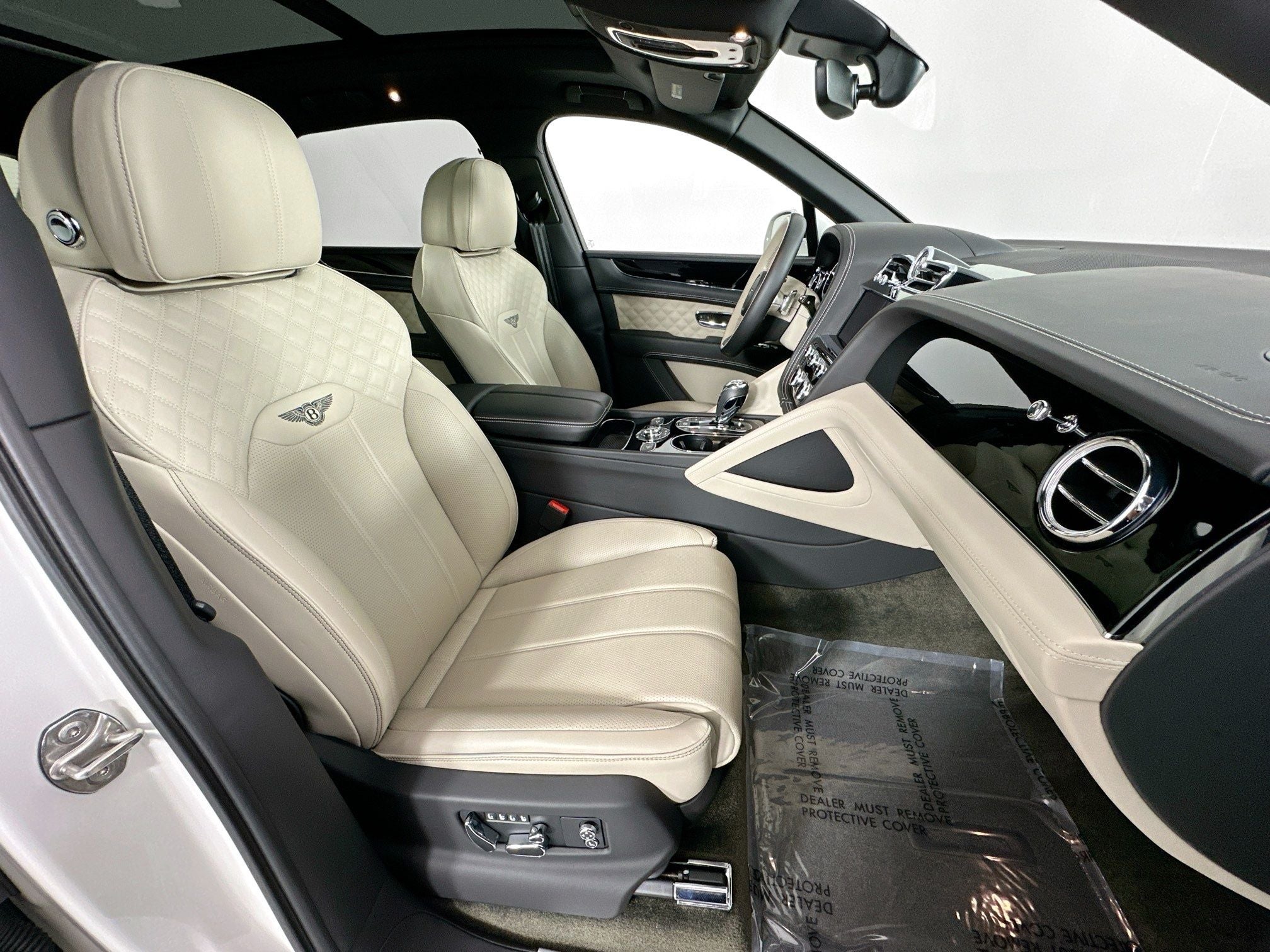 2022 Bentley Bentayga V8 MDS