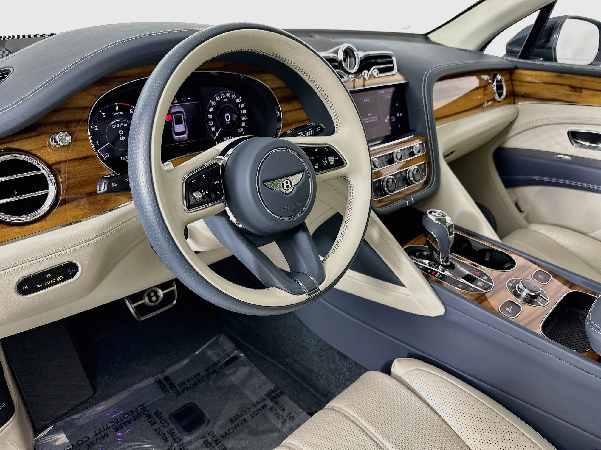 2024 Bentley Bentayga EWB Azure