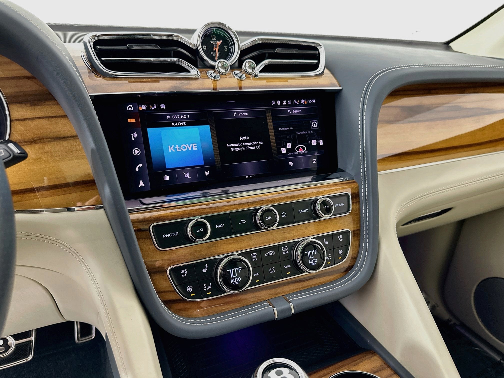 2024 Bentley Bentayga EWB Azure