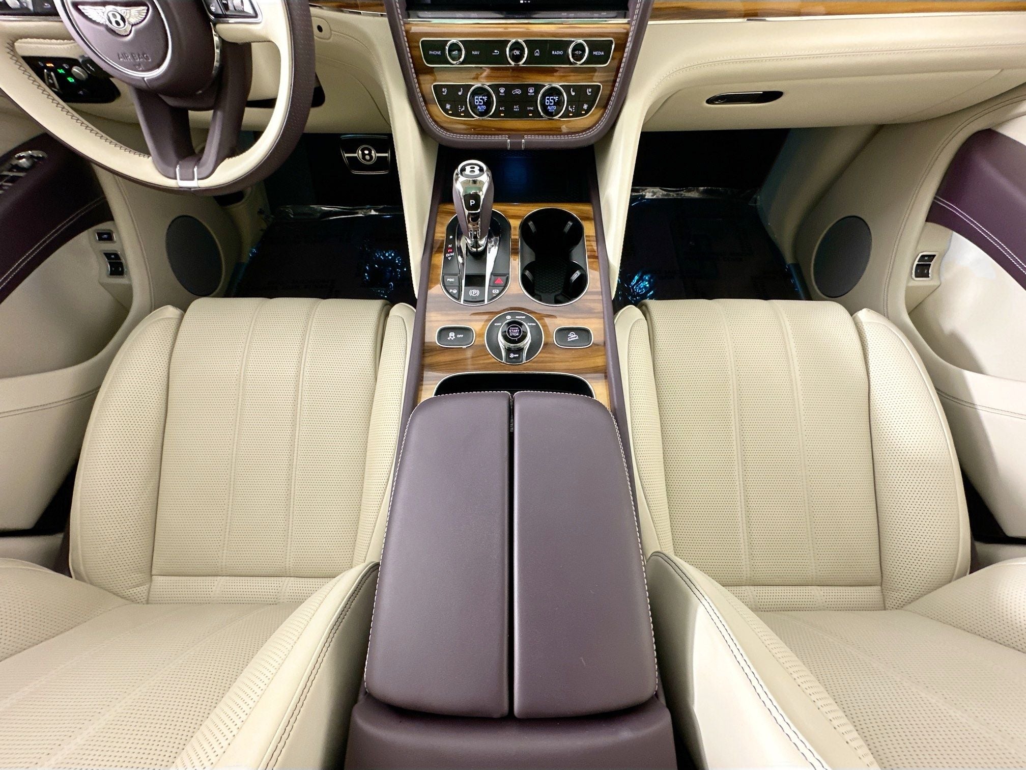 2023 Bentley Bentayga EWB Azure