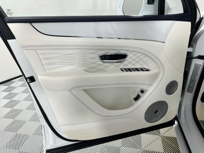 2023 Bentley Bentayga EWB Azure Bespoke Edition