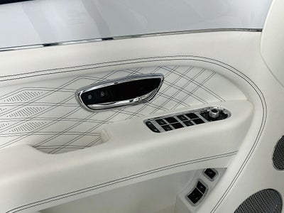 2023 Bentley Bentayga EWB Azure Bespoke Edition