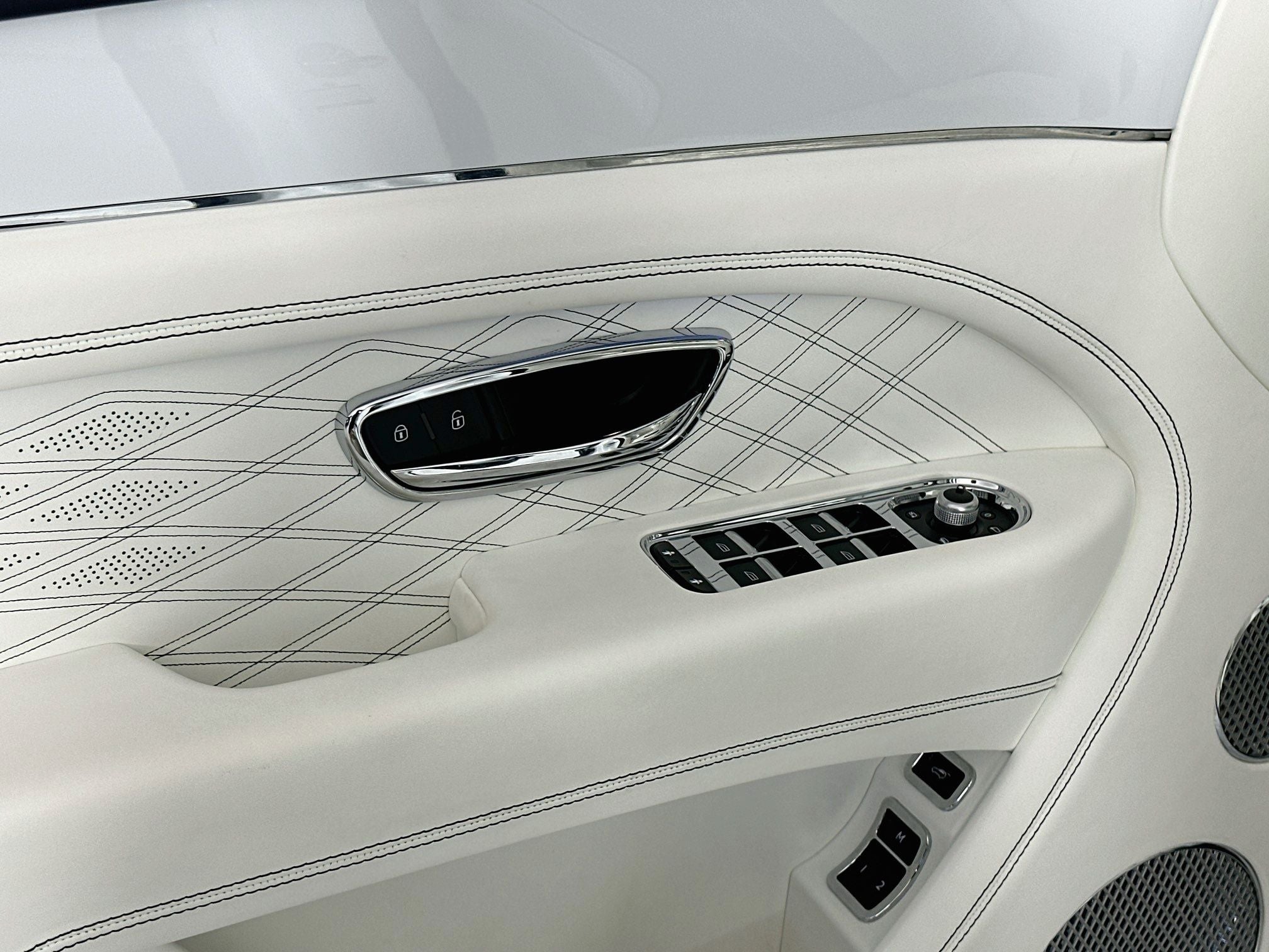 2023 Bentley Bentayga EWB Azure Bespoke Edition