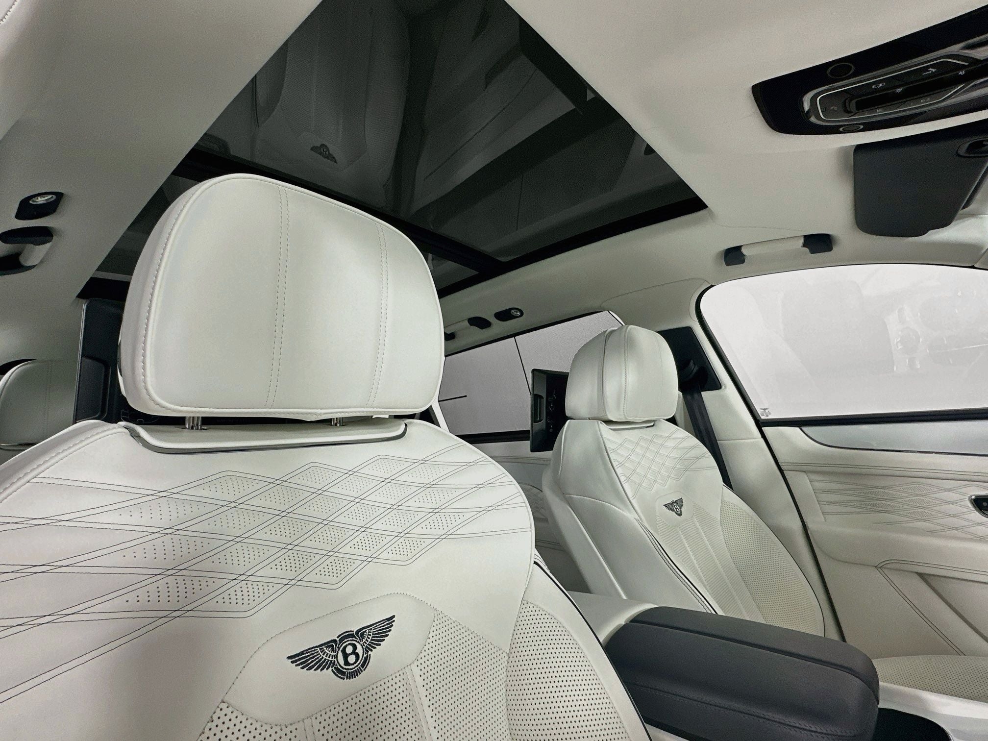 2023 Bentley Bentayga EWB Azure Bespoke Edition