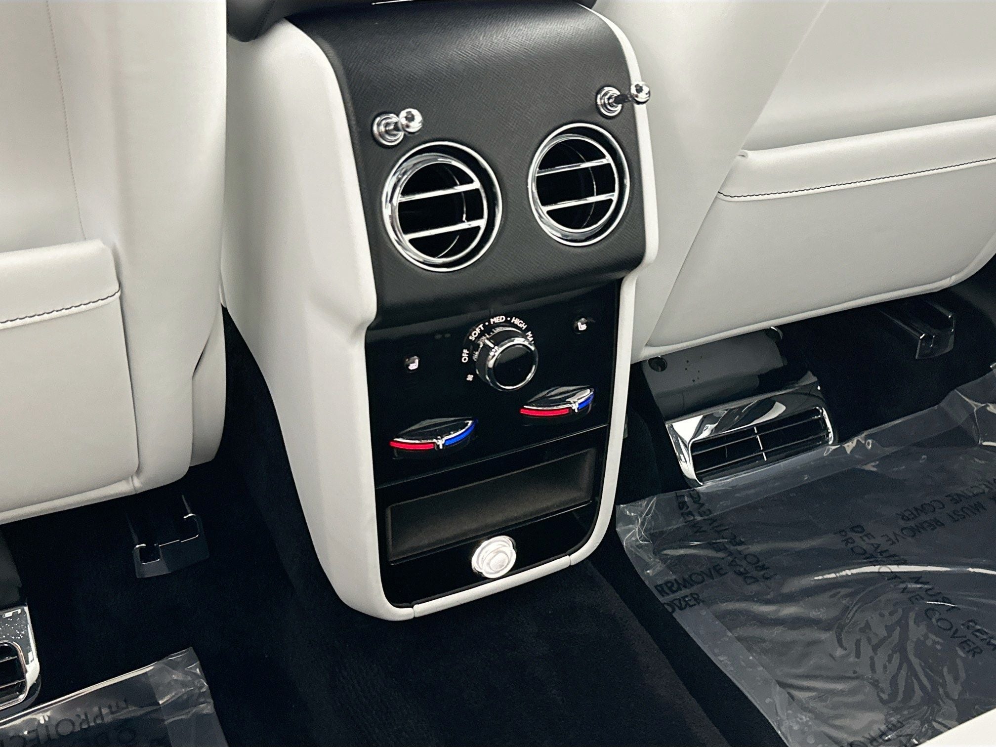 2023 Rolls-Royce Black Badge Cullinan Base