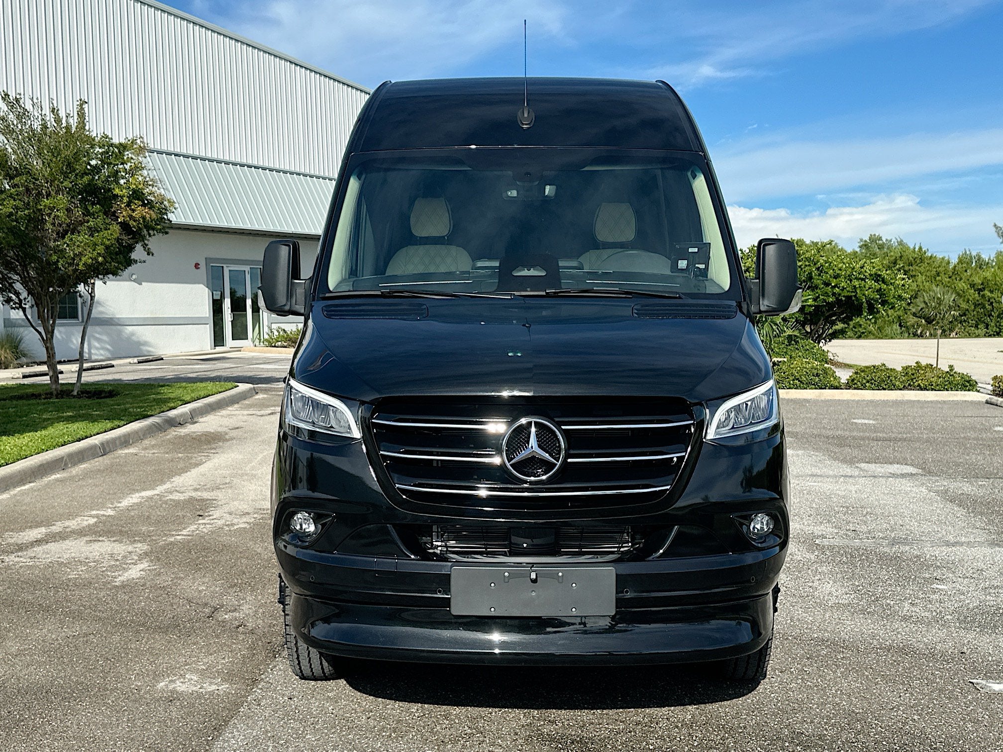 2025 Mercedes-Benz Luxe Cruiser Sprinter 3500 Cargo 170 WB High Roof