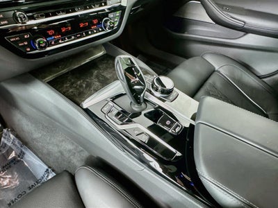2021 BMW 5 Series M550i xDrive