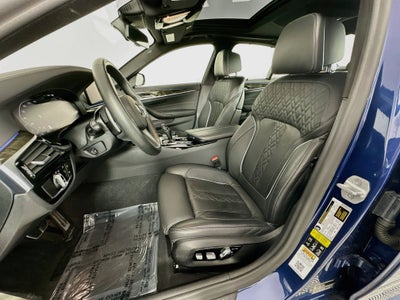 2021 BMW 5 Series M550i xDrive