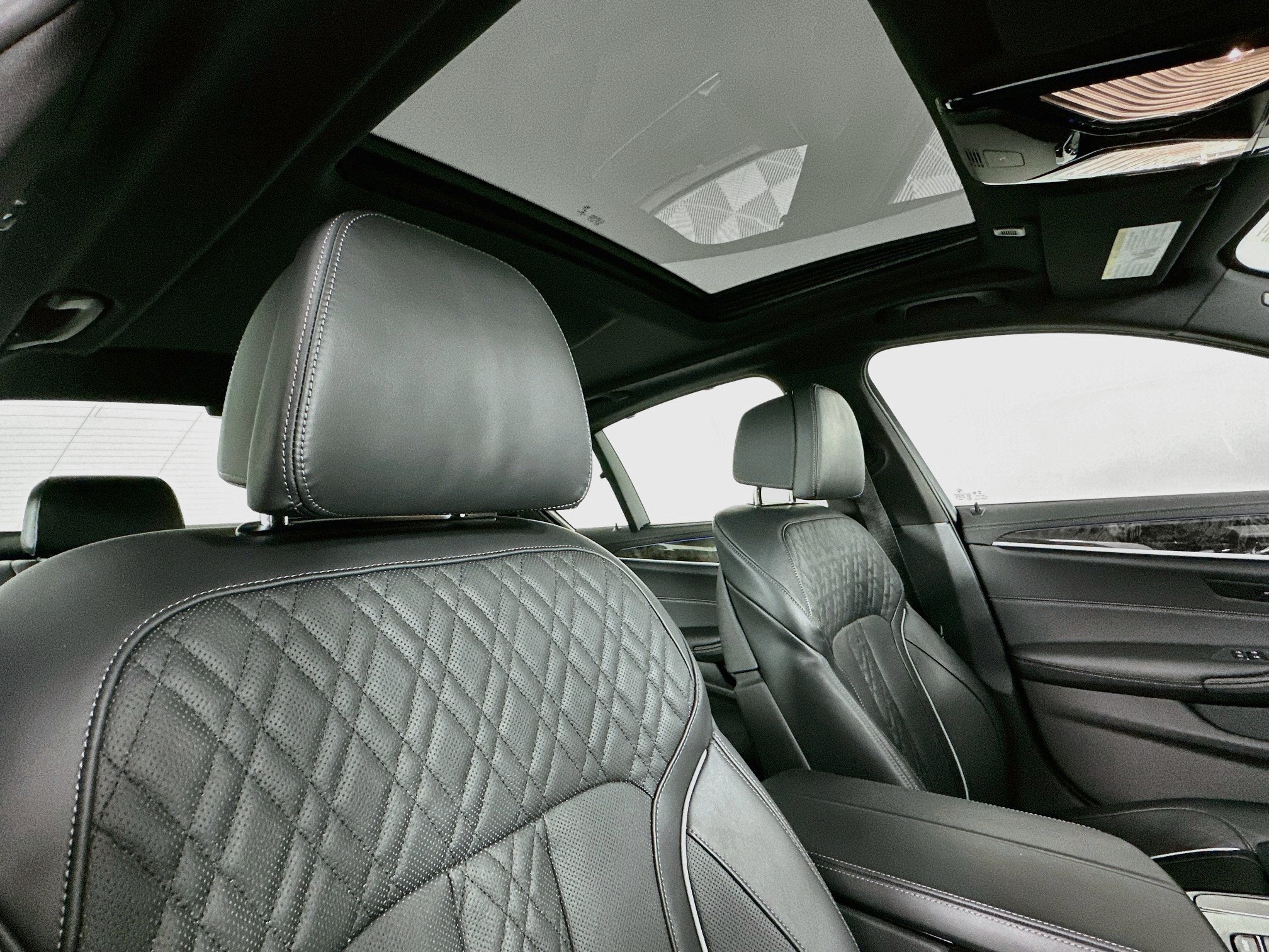 2021 BMW 5 Series M550i xDrive