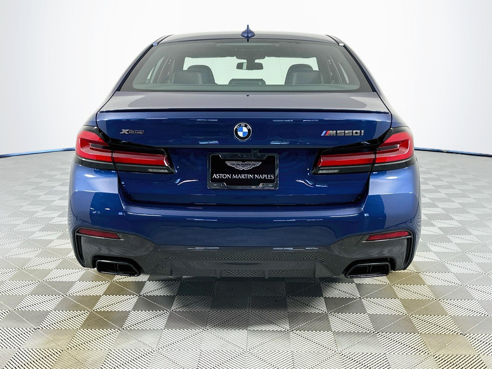 2021 BMW 5 Series M550i xDrive