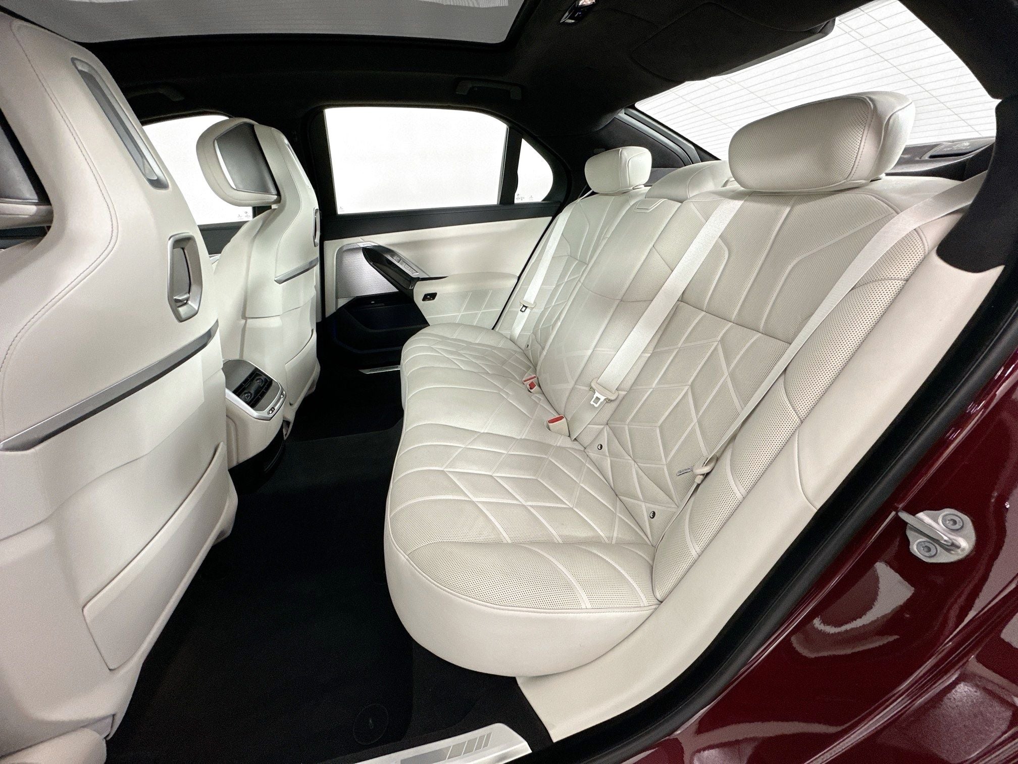 2023 BMW 7 Series 740i