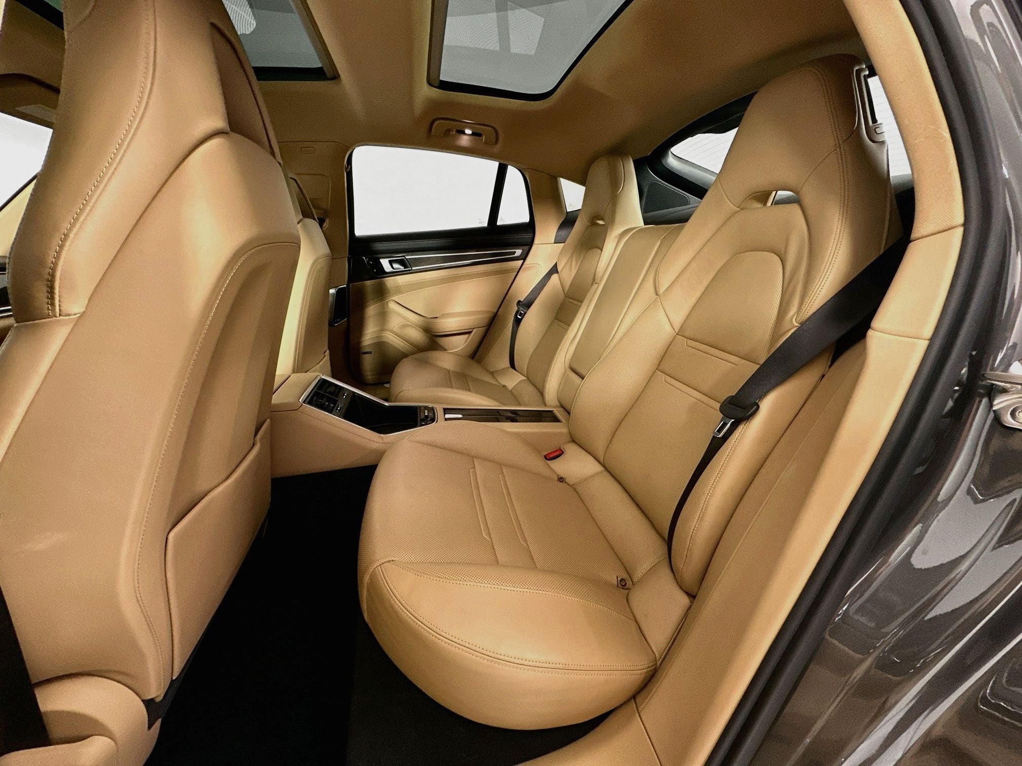 2018 Porsche Panamera 4S