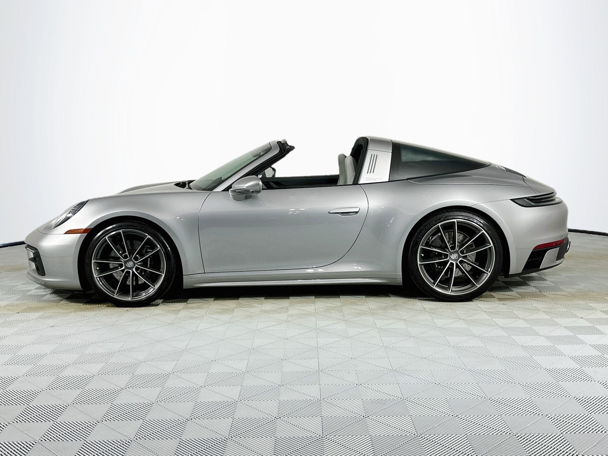 2024 Porsche 911 Targa 4S