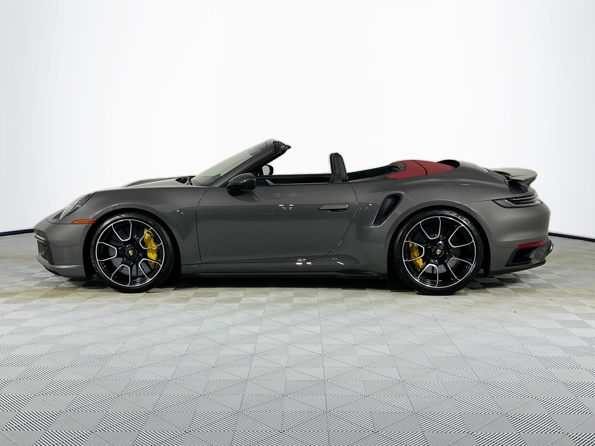 2022 Porsche 911 Turbo Cabriolet
