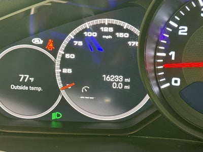 2023 Porsche Cayenne Platinum Edition