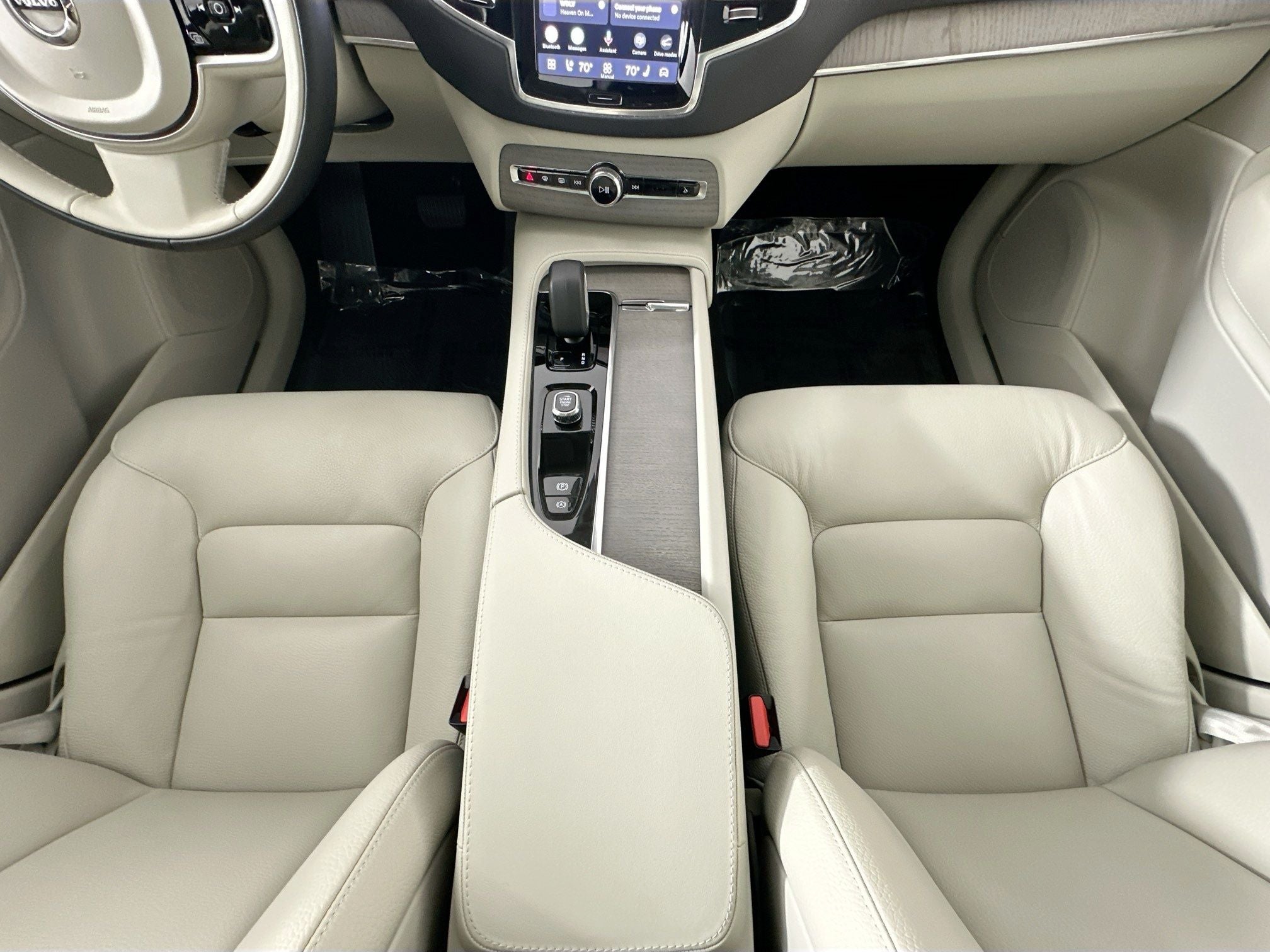 2025 Volvo XC90 B6 Plus 7-Seater