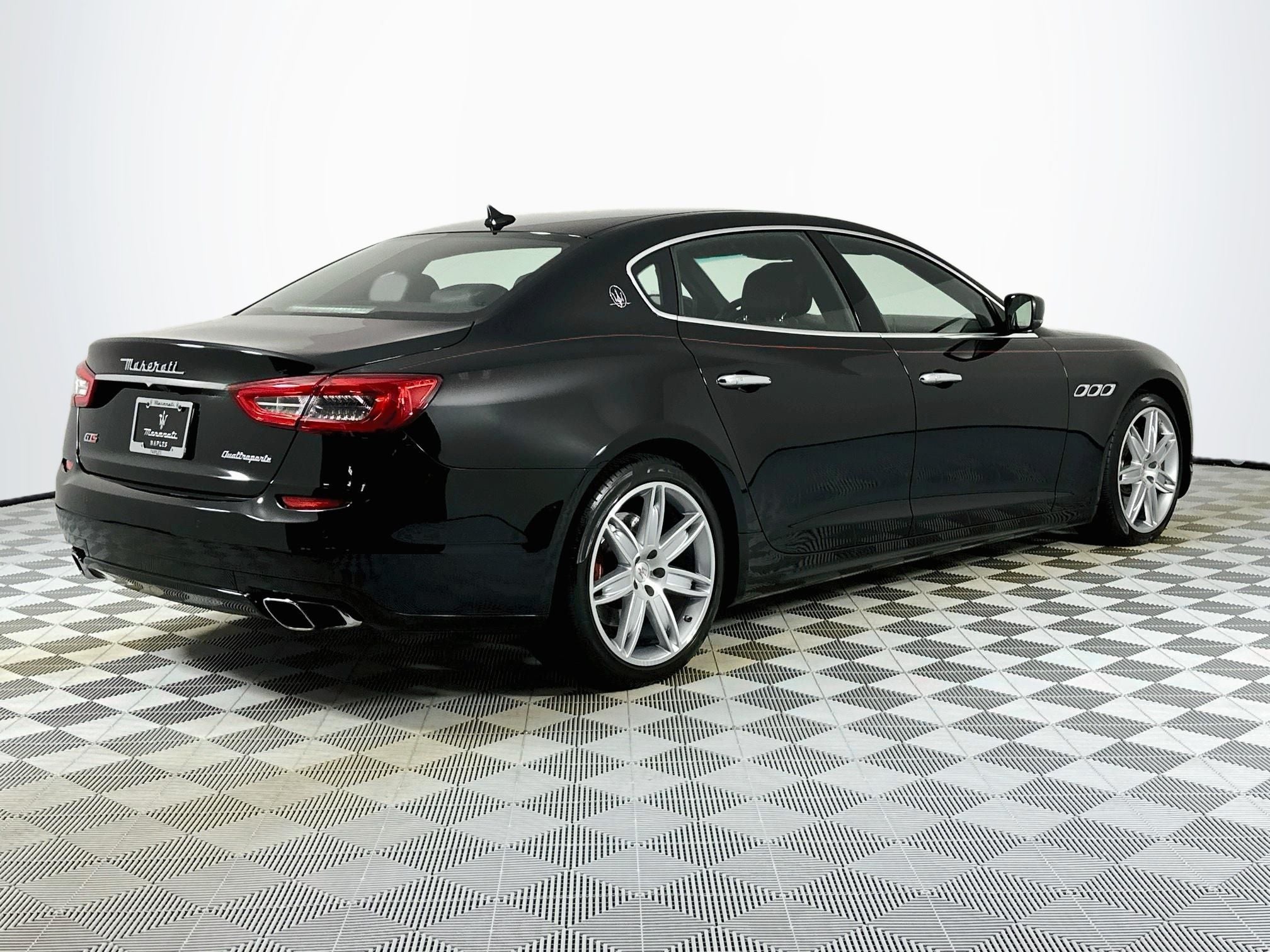 2015 Maserati Quattroporte GT S